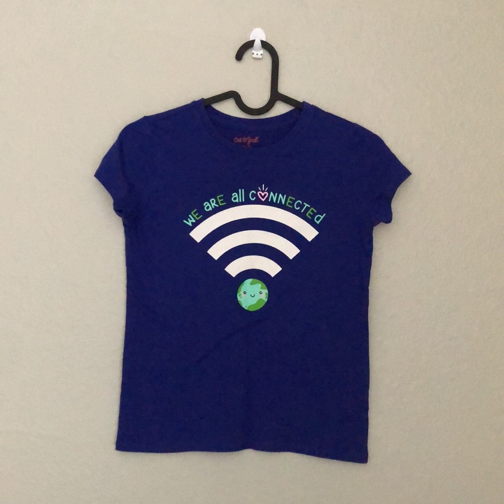 Cat & Jack We Are All Connected Graphic Tee Shirt size (7/8)